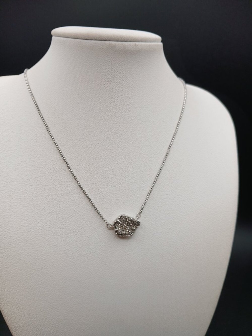 Retired Kendra Scott "Tess" Sparkling Druzy Pendant Necklace